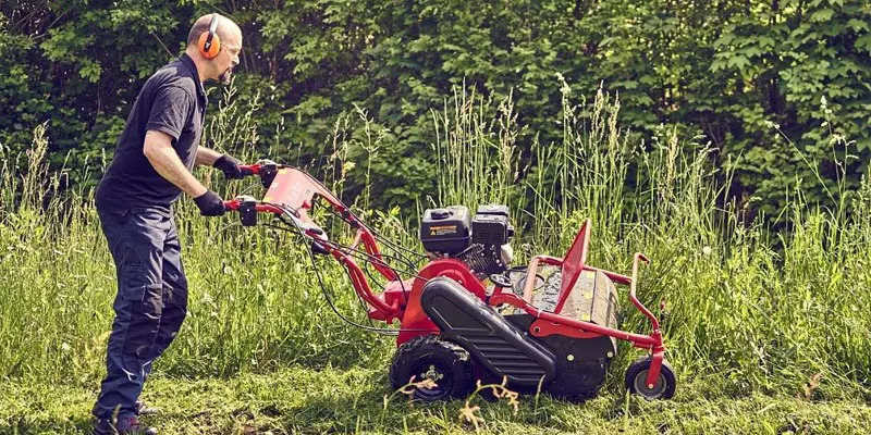 The Blue Bird FM 750 flail mower, code 883200