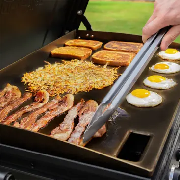 Char-Griller FlatIron 3 Burner - 3 burner gas barbecue