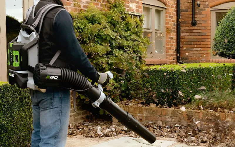 EGO LB 6000 E- Cordless Rechargeable Battery Backpack Blower Kit