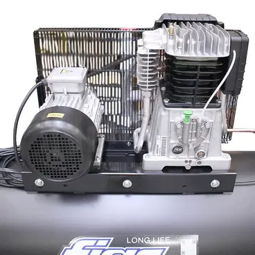 detail of the Fiac AB 500-988 F LONG LIFE (1121580349) and AB 500-998 F LONG LIFE (1121530155) industrial compressor engine