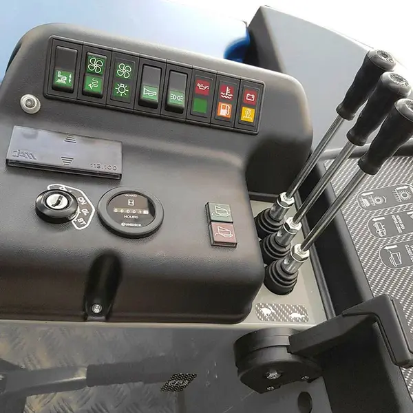 Fiorentini S 38 Professional Sweeper Control Compartment
