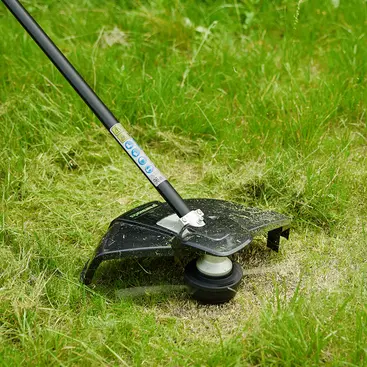 Greenworks GD40BCK4 Battery-Powered Brush Cutter with 4Ah Battery and Charger Included