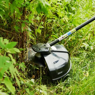 Greenworks GD40BCK4 Battery-Powered Brush Cutter with 4Ah Battery and Charger Included