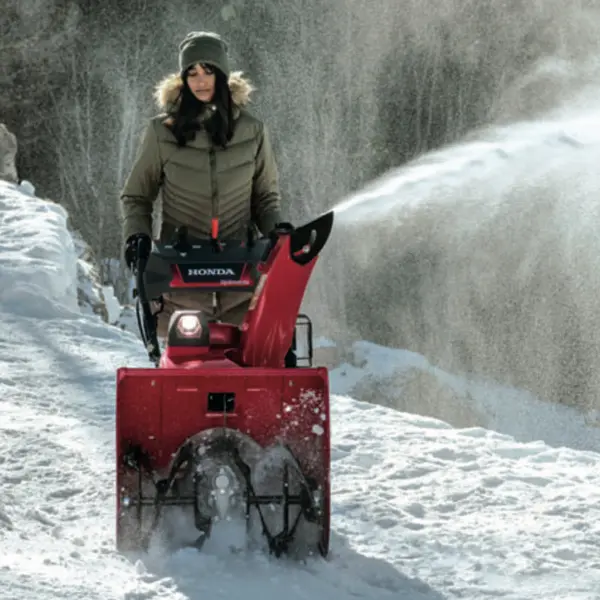 Honda HSS 760A-ET - Electric Snow Thrower with Hydrostatic Transmission Series 7