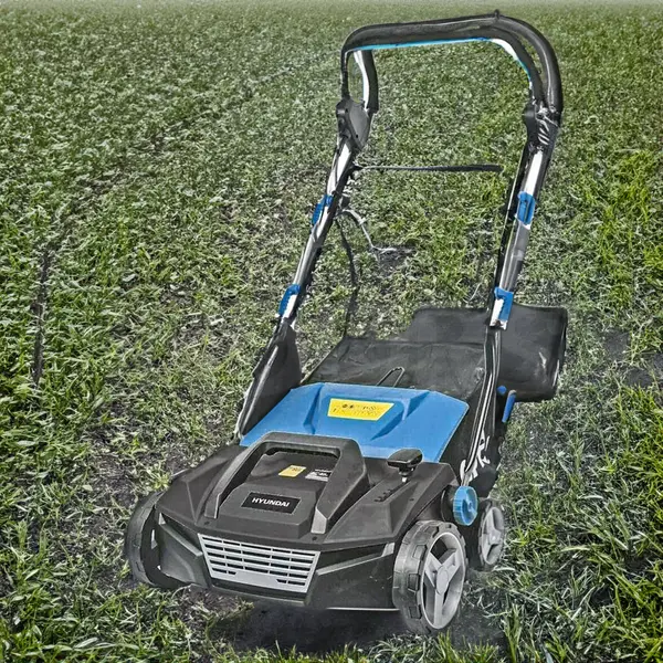 Hyundai 65485 - Sweeper and Mower for Synthetic Lawn