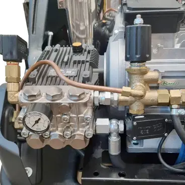 detail pump Idromatic Kon 200.15 - Hot Water Pressure Washer 200 bar