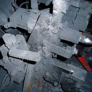 welding cell before cleaning Intelblast IBL2500