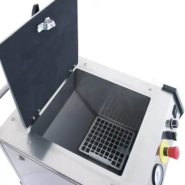 Intelblast IBL2500 dry ice tank - Dry Ice Sandblasting