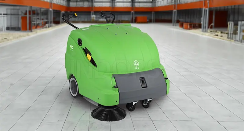 IPC 712 ET - Battery-powered walk-behind sweeper