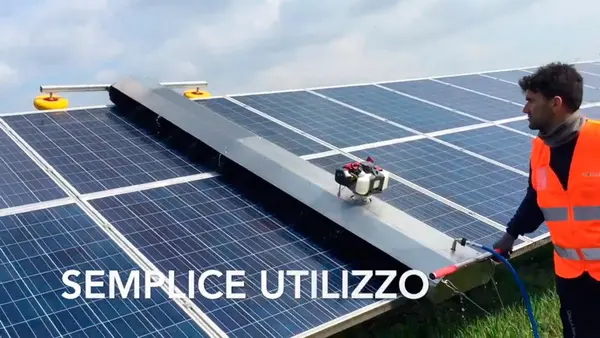Motorized Brush for Washing Photovoltaic Panels