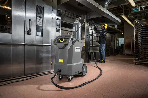 Ice Blaster Karcher IB 10/8 L2P with integrated dry ice production