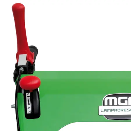 Lampacrescia MGM TTR 580/S - Adjustable Height Shredder with 5.5 HP Loncin Engine