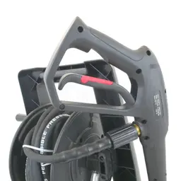 Detail of the handle of the Lavor Vertigo 28 PRO lance