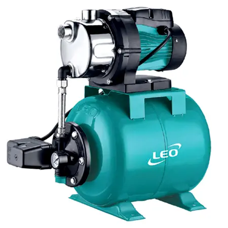 pump with integrated pressure tank