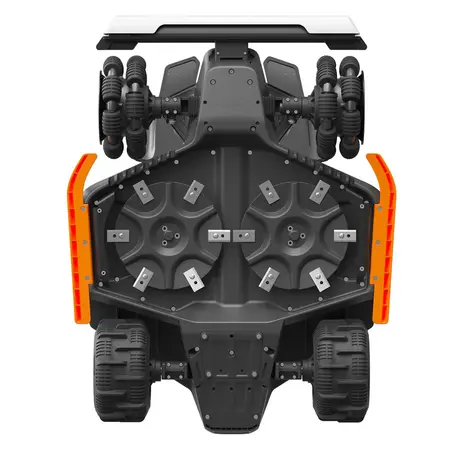 Mammotion LUBA 3 AWD 10000 wire-free robotic lawnmower for lawns up to 10,000 m²