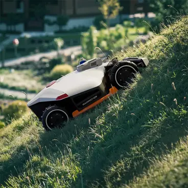 Mammotion Luba 3 AWD 5000 - Cordless Robotic Lawnmower with Perimeter Mowing Area of 5000 m²