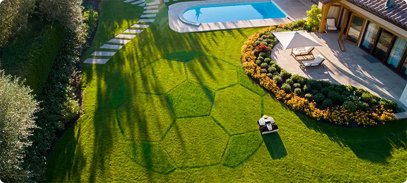 Mammotion Luba Mini 2 AWD 1500 - 1500 m² Cordless Robotic Lawnmower