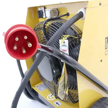 Master B 18 EPR power plug - Mobile Hot Air Generator