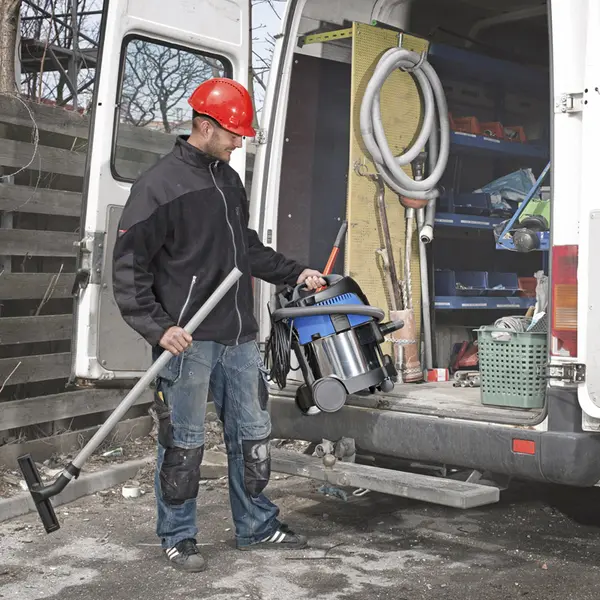 Nilfisk Aero 21-21 PC Wet and Dry Vacuum Cleaner