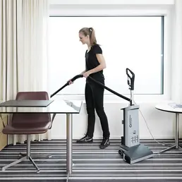 Nilfisk VU500 12INCH SMU - Professional Carpet Cleaner