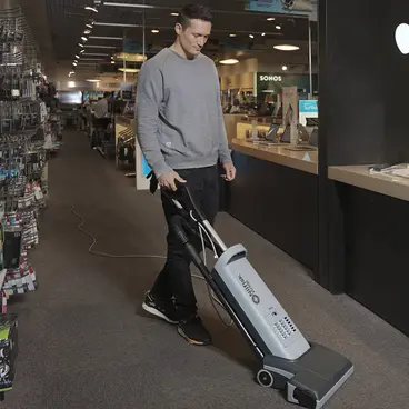 Nilfisk VU500 15 - Professional carpet cleaner for shops