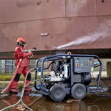 Nilfisk MC 10P-800/990 cold water pressure washer