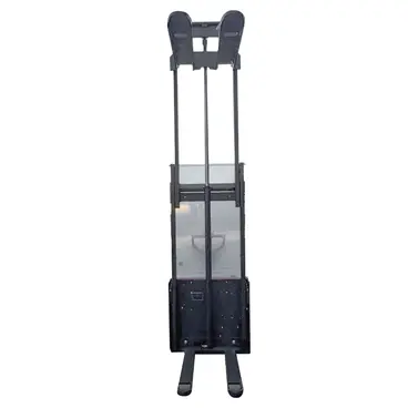 Novamach N1229E and N1236E - Electric Lifts with 1200 kg Capacity