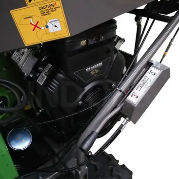 Ohashi ES151GH - Briggs and Stratton 23 HP Tracked Wood Chipper