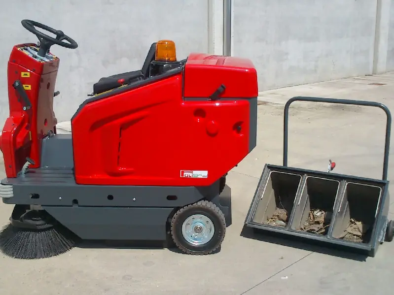 Poli Gemma E78 ride-on electric sweeper