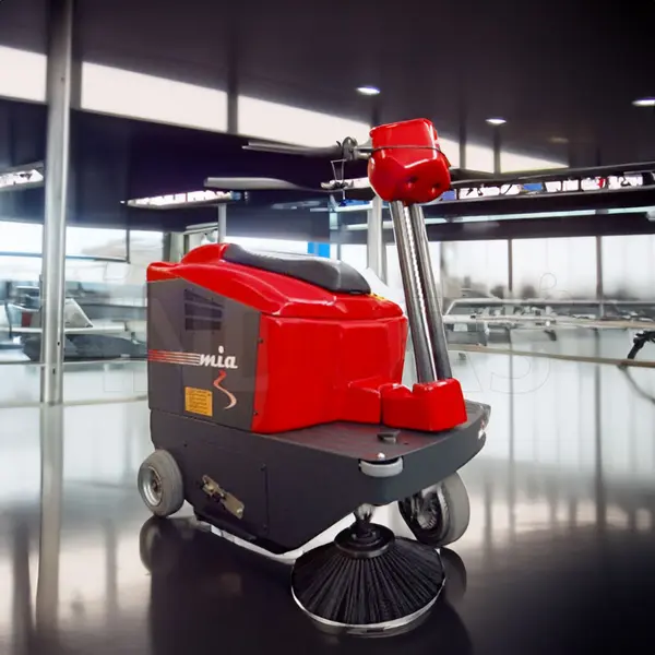 Poli Mia E65 - Professional ride-on sweeper