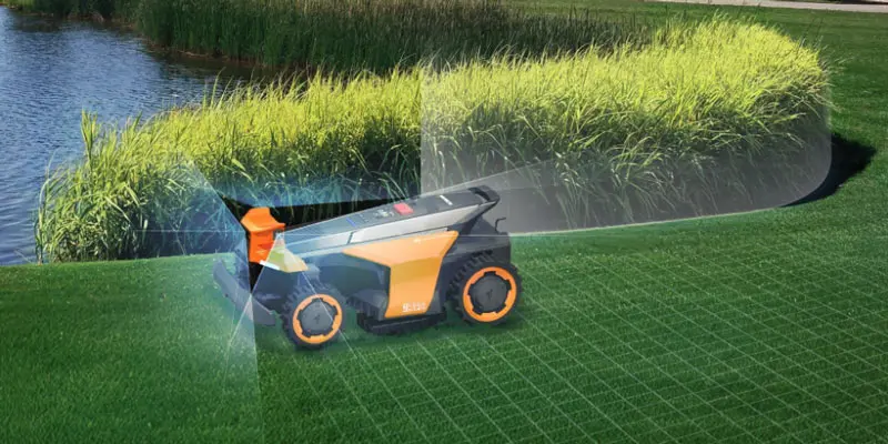 Segway Navimow Terranox CM240M1 AWD robotic lawnmower for complex and uneven terrain