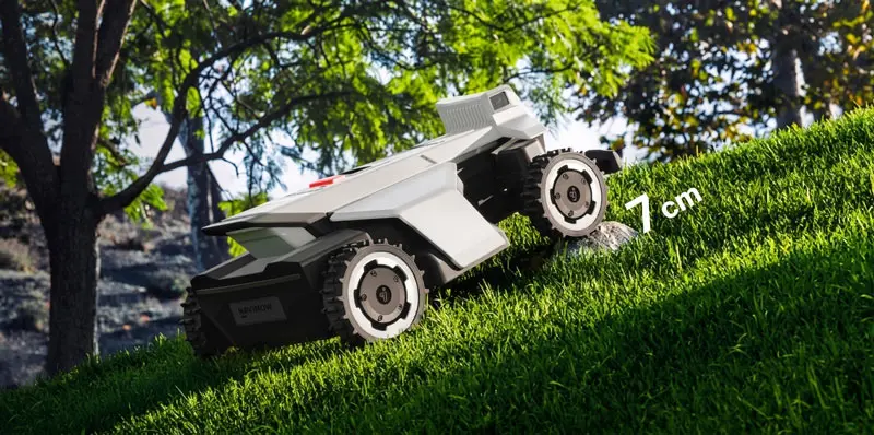 Segway Navimow X430E - AWD Robotic Lawnmower