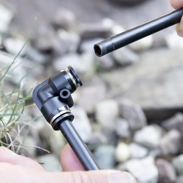 Stocker 4239 90° Connector Ø 8 mm