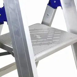Svelt Regina 4WD SREGILWD04 - Professional Ladder with Non-Slip Platform