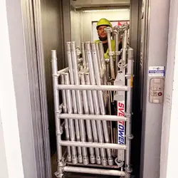 Svelt Regina 4WD Large Vip - Professional Ladder with Body Rest Wheels and Handrail
