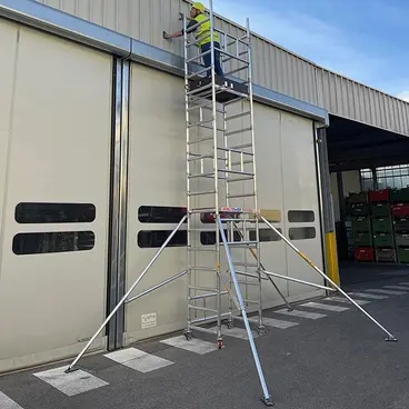 Svelt Sveltower Plus - Professional Modular Compact Scaffolding h max 7.27 m.