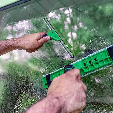 Unger VisaVersa Pro VV350 – Professional 2-in-1 Window Squeegee and Washer for Cleaning Glass
