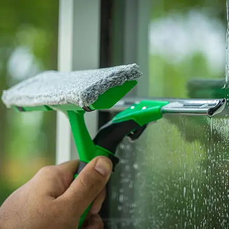 Unger VisaVersa Pro VV350 – Professional 2-in-1 Window Squeegee and Washer for Cleaning Glass
